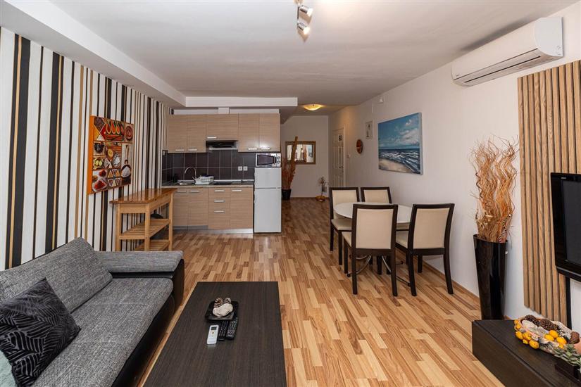 Apartment A5, for 4 persons