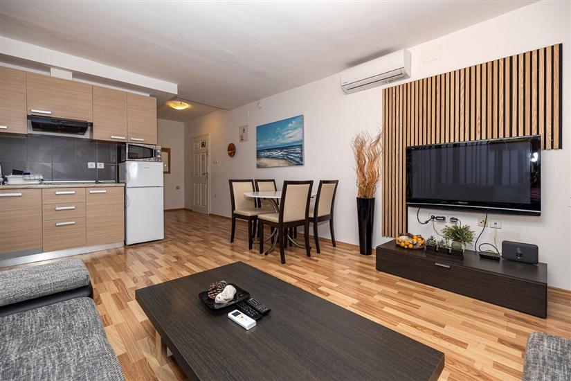 Apartment A5, for 4 persons