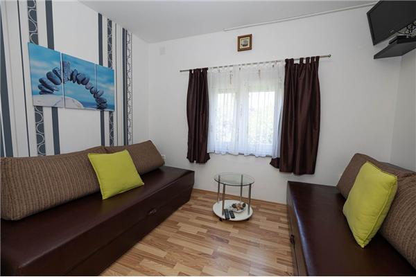 Apartment A6, for 4 persons