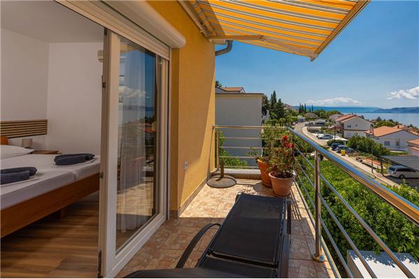 Apartment A7, for 6 persons