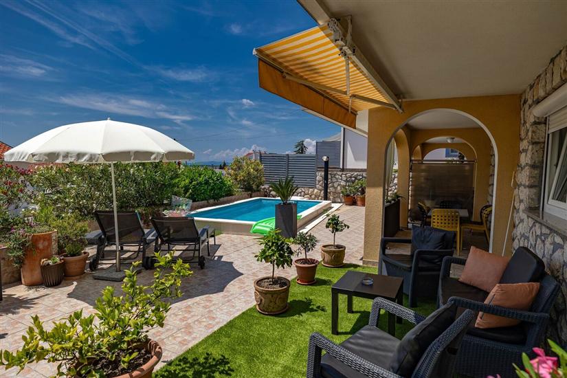 Apartments Novoselić