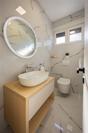 House K1, for 10 persons