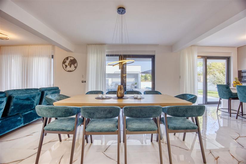 House K1, for 10 persons