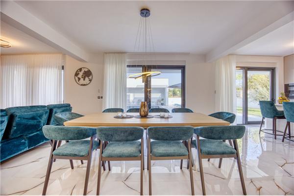 House K1, for 10 persons