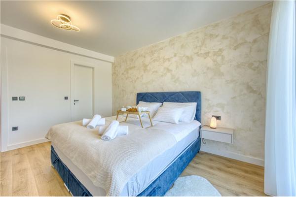 House K1, for 10 persons