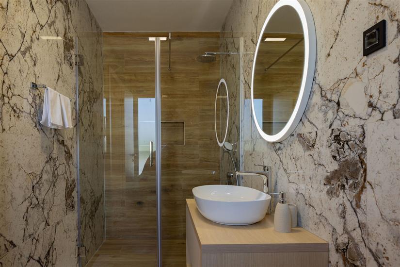 House K1, for 10 persons