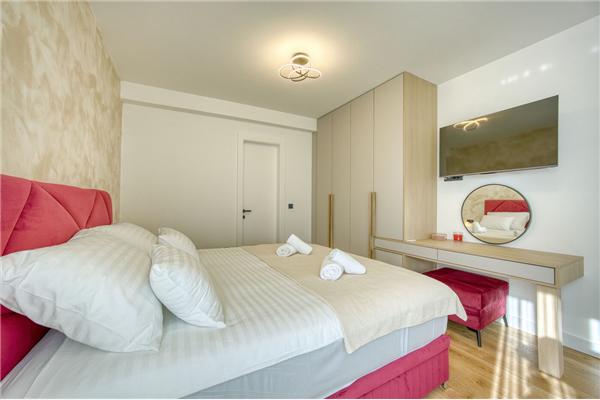 House K1, for 10 persons