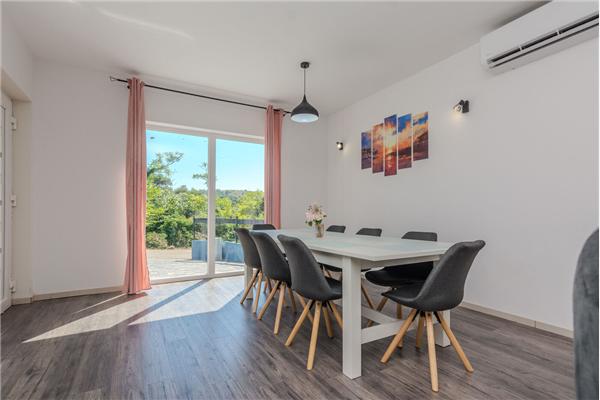 House K1, for 10 persons