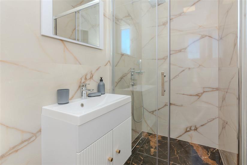 House K1, for 10 persons