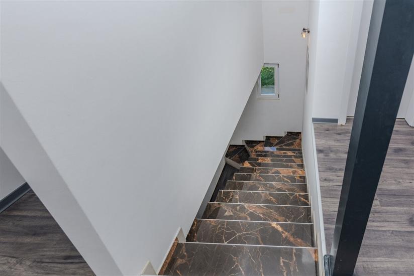 House K1, for 10 persons