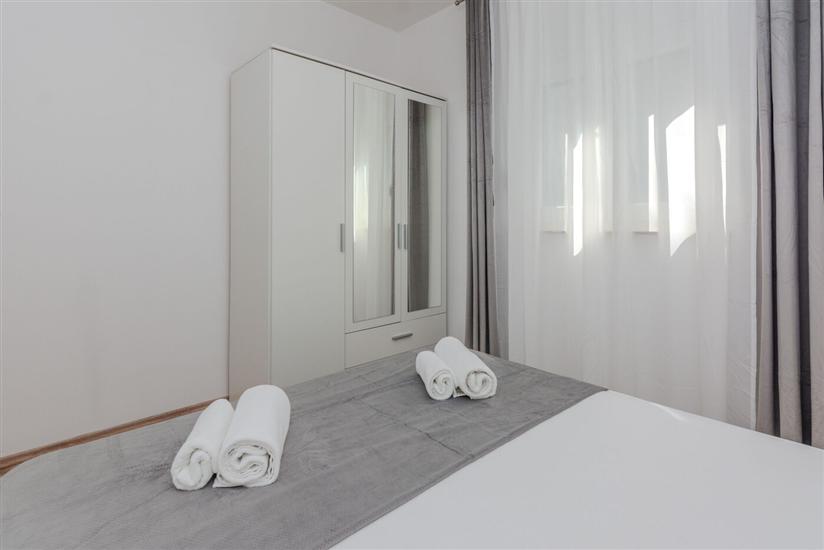 Apartment A1, for 6 persons