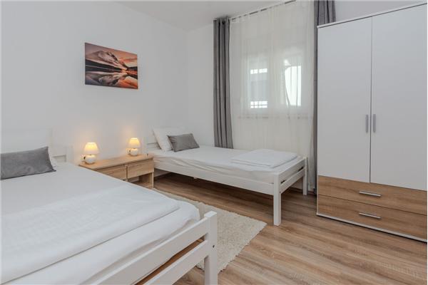 Apartment A1, for 6 persons