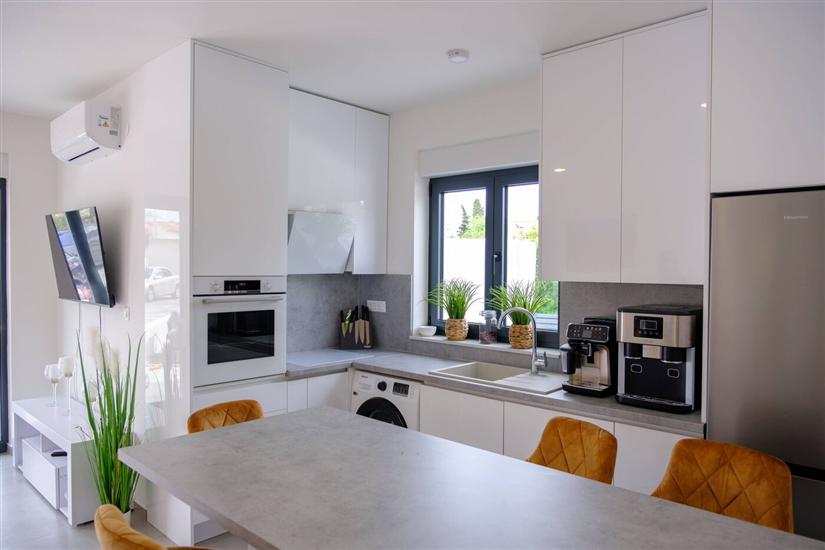 House K1, for 8 persons