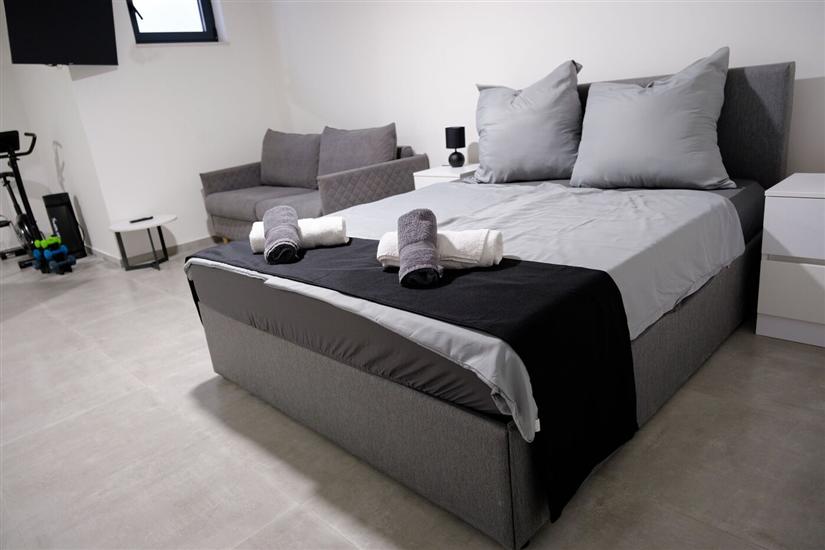 House K1, for 8 persons