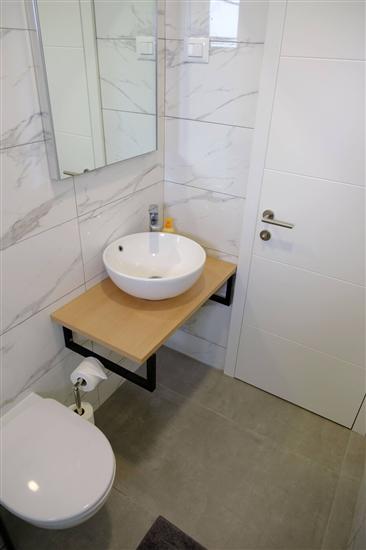 House K1, for 8 persons