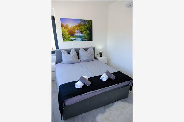 House K1, for 8 persons