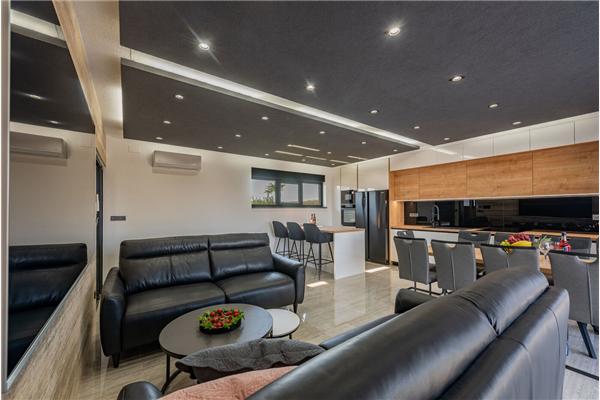 Apartment A1, for 10 persons