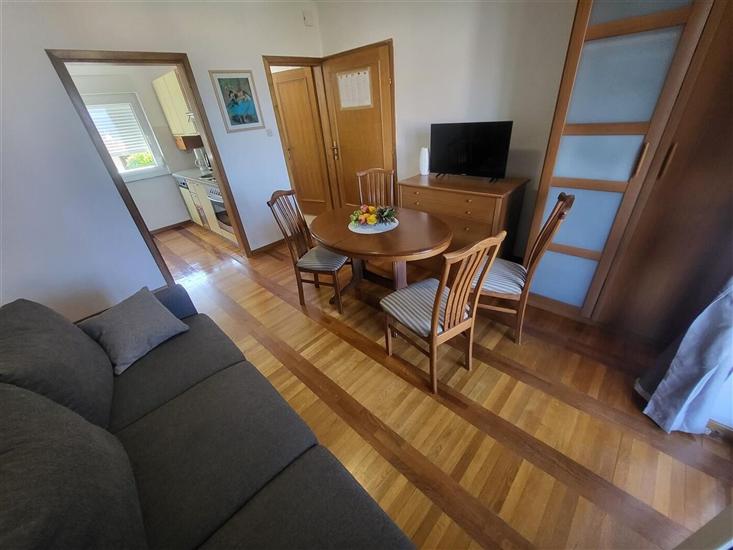 Apartment A2, for 4 persons