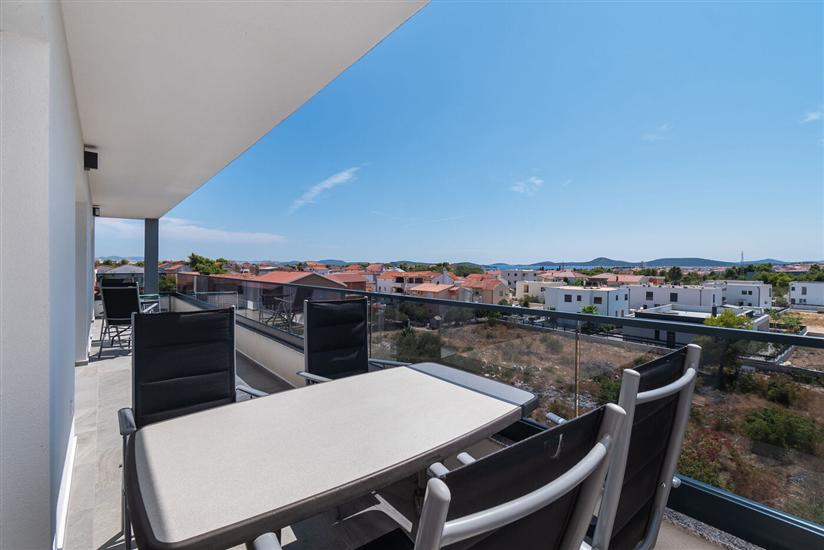 Apartment A1, for 6 persons