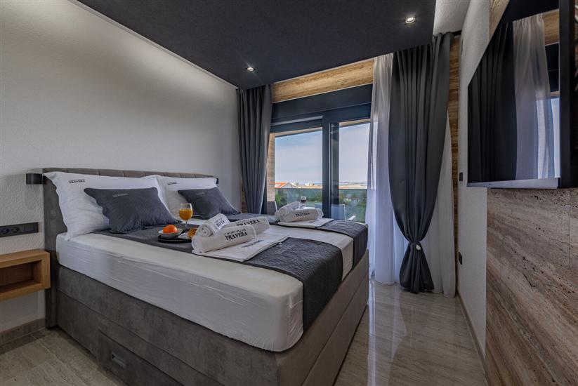 Apartment A1, for 10 persons