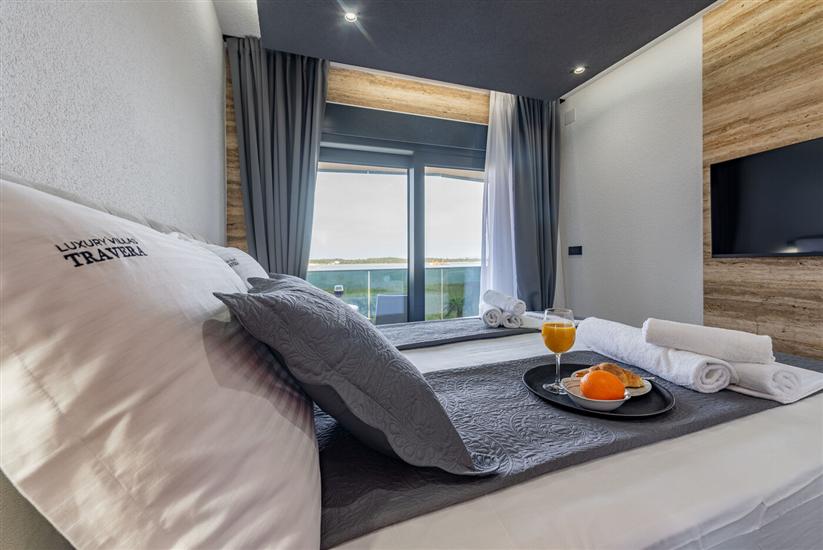 Apartment A1, for 10 persons