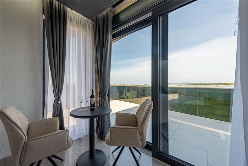 Apartment A1, for 10 persons