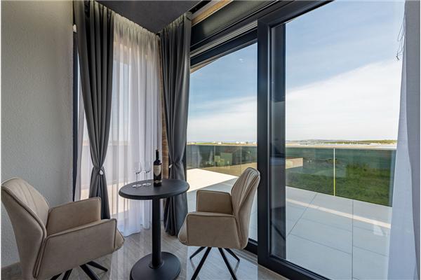 House K1, for 10 persons