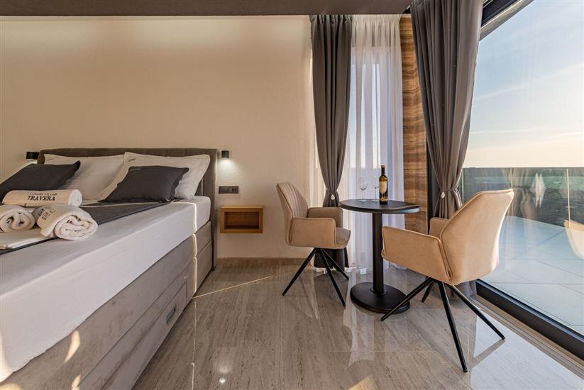 Apartment A1, for 10 persons