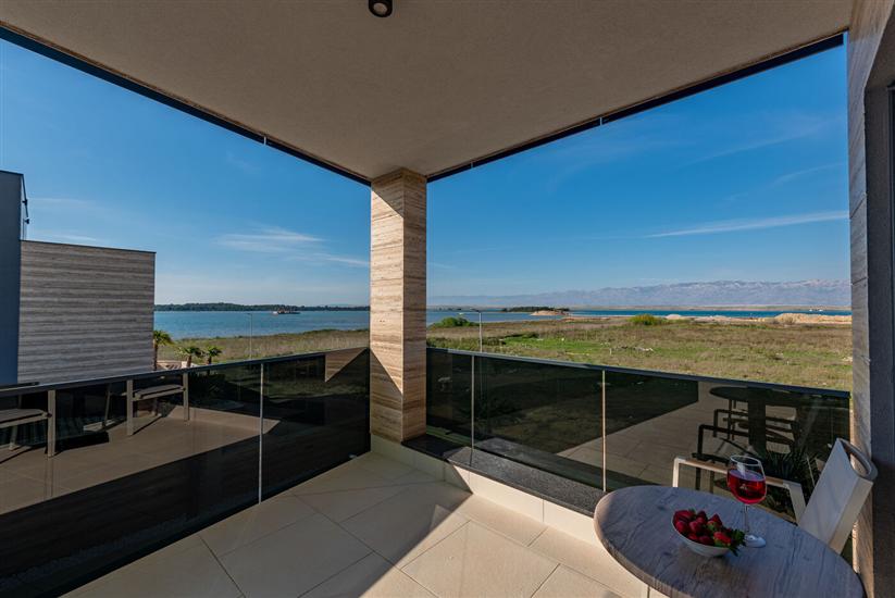 Apartment A1, for 10 persons