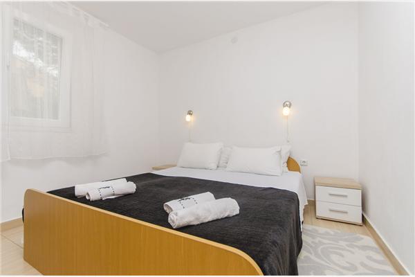 Apartment A2, for 5 persons