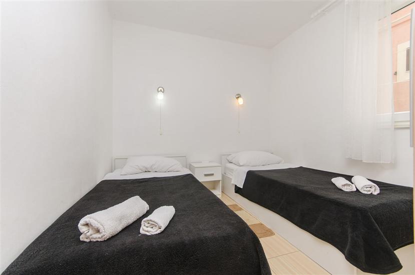 Apartment A2, for 5 persons