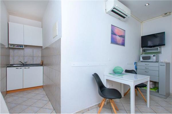 Apartment A1, for 2 persons