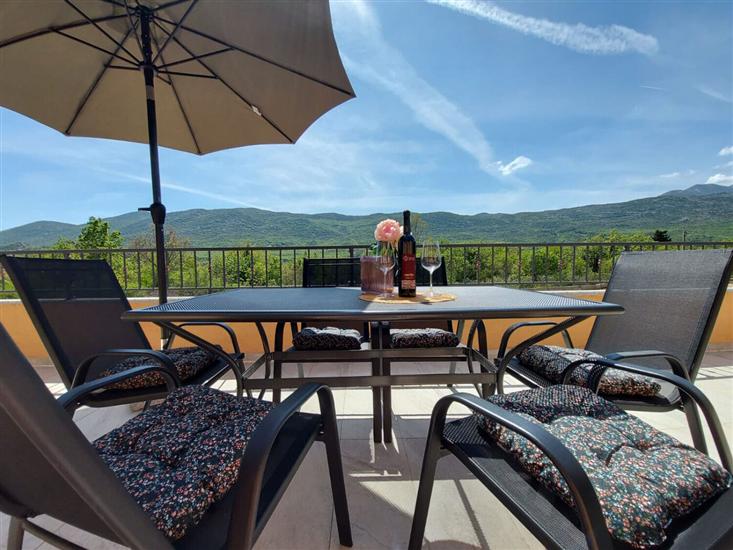 House K1, for 8 persons