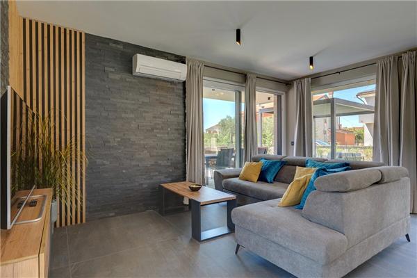 House K1, for 8 persons