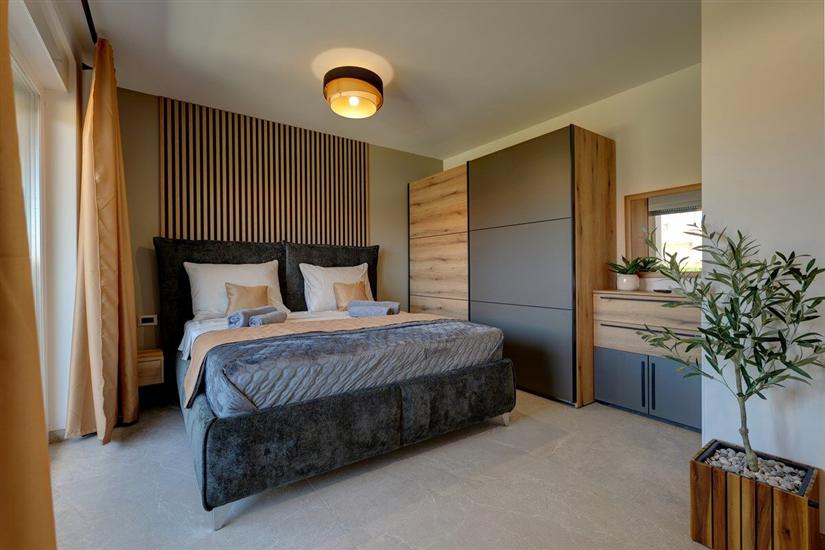 House K1, for 8 persons