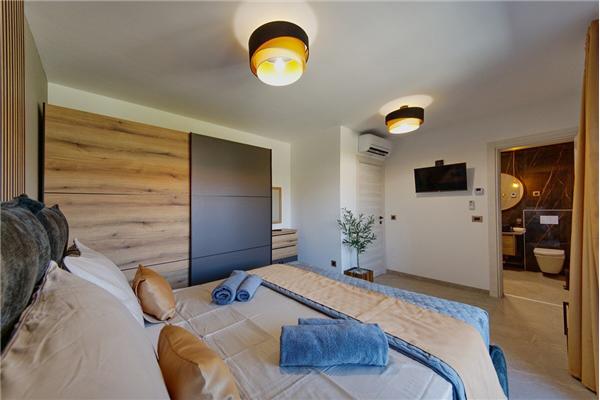 House K1, for 8 persons