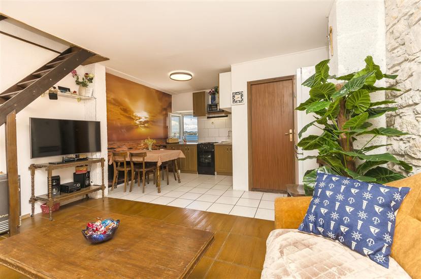 Apartment A2, for 4 persons