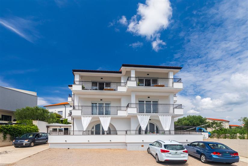 Apartments PERLA VERDE