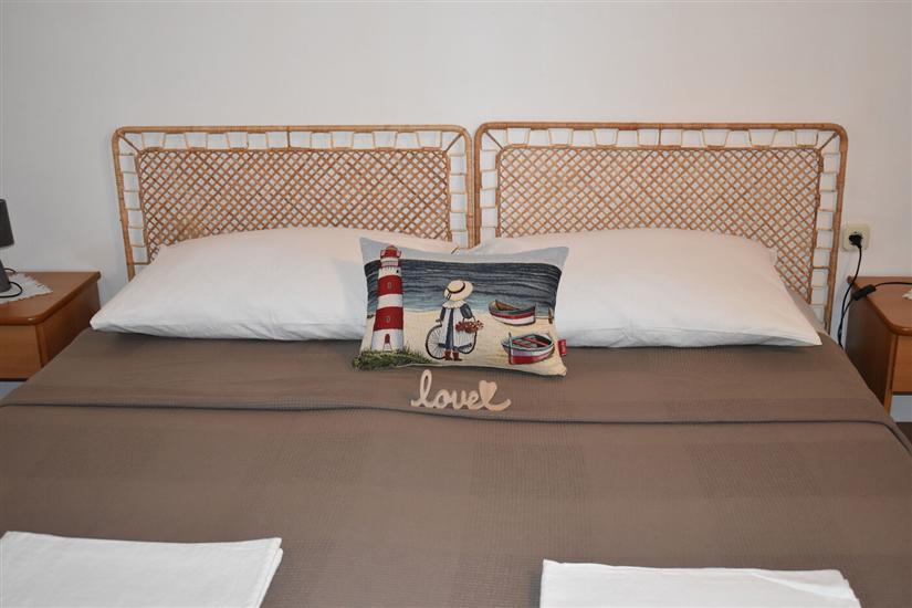 Apartment A1, for 5 persons