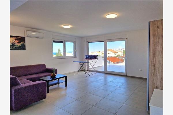 Apartment A4, for 6 persons