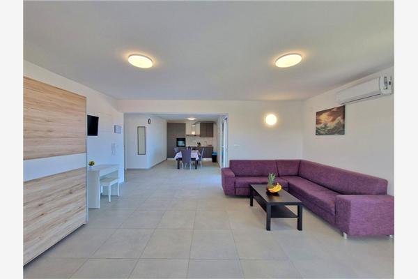 Apartment A4, for 6 persons