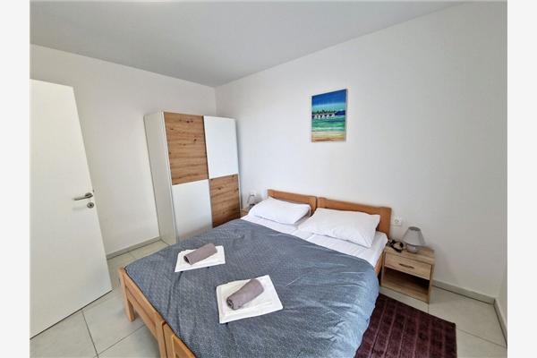 Apartment A4, for 6 persons