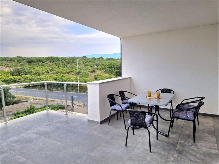 Apartment A4, for 6 persons