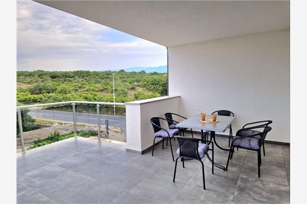 Apartment A4, for 6 persons