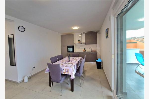 Apartment A4, for 6 persons