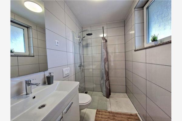 Apartment A4, for 6 persons