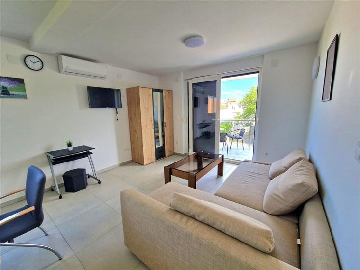 Apartment A2, for 6 persons