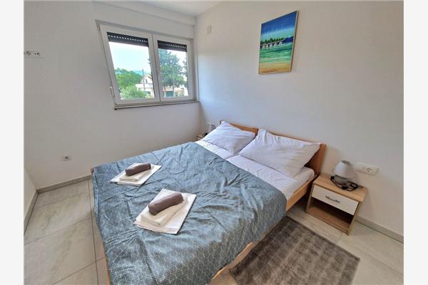 Apartment A2, for 6 persons