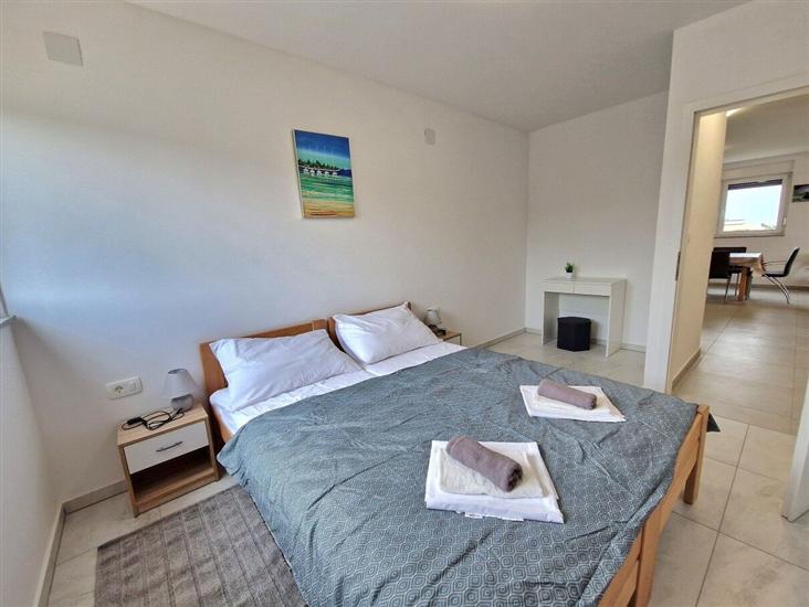 Apartment A2, for 6 persons