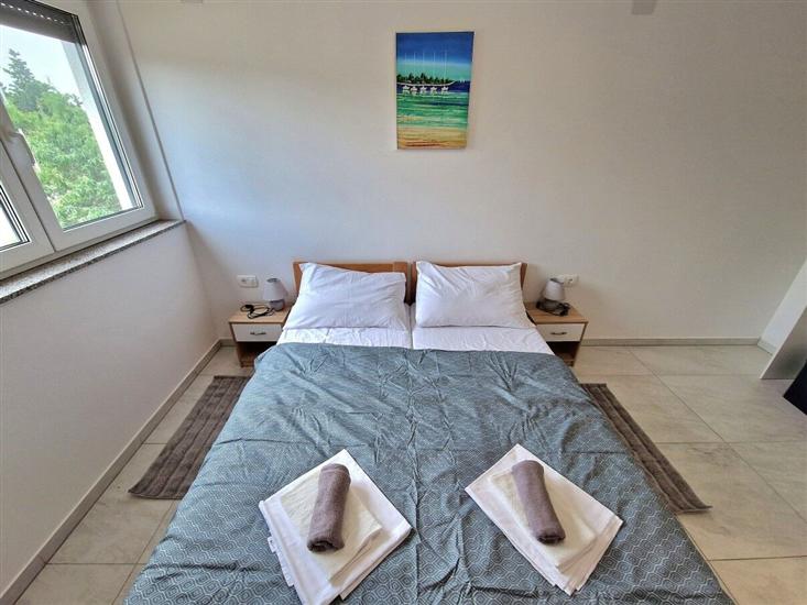 Apartment A2, for 6 persons